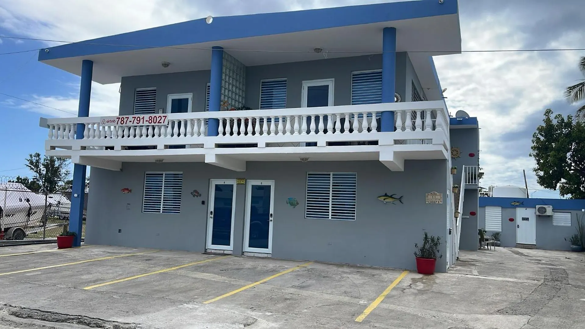 Playa Apartments ساليناس